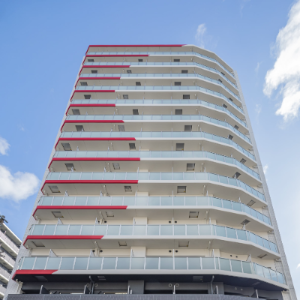 セレニテ難波ミラク参番館